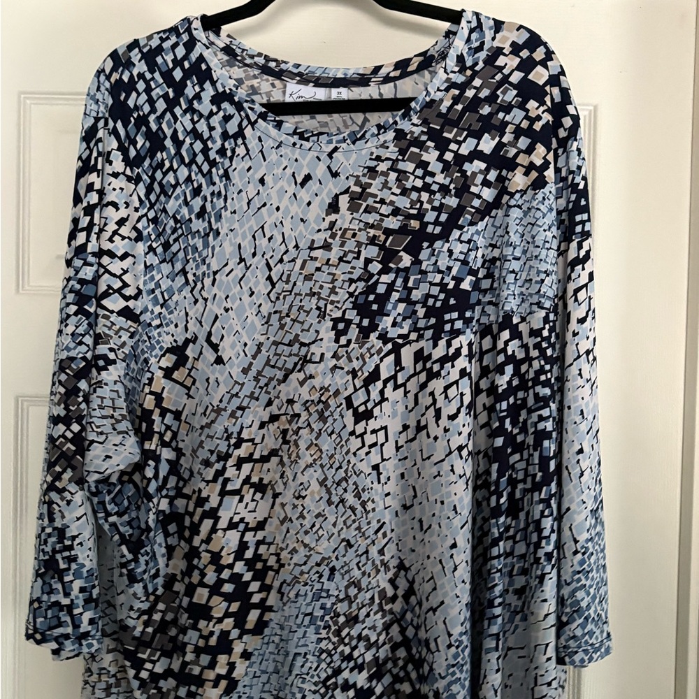 Kim Rogers Blue and Cream Geometric Top